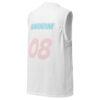 Maillot de basket BEYOUTIFUL TRANS personnalisable avec illustration d'un homme trans aux couleurs du drapeau transgenre et cicatrices de torsoplastie visibles.